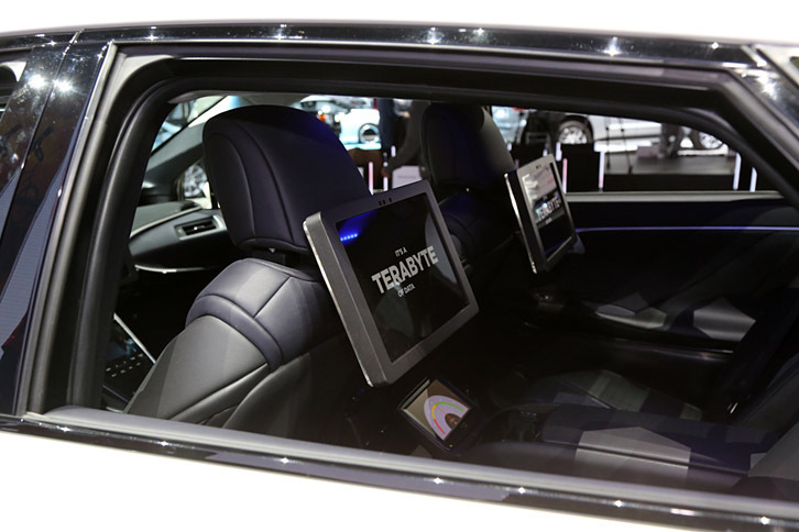 トヨタ・ミライ