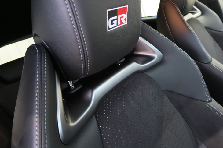 トヨタGRヤリスRZ“ハイパフォーマンス”（フロントシート）