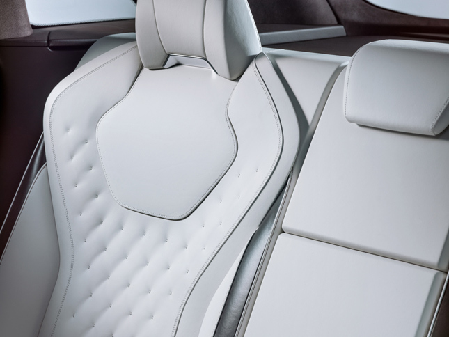 インフィニティQX50コンセプト（インテリア）