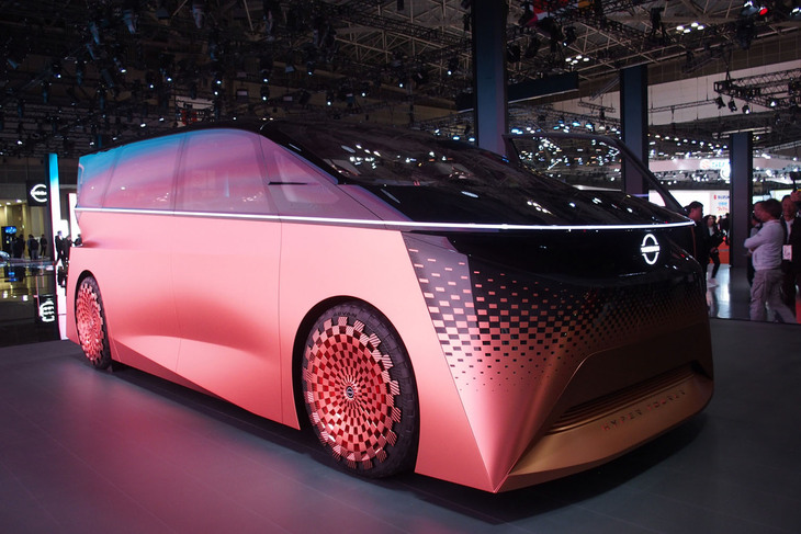 日産ハイパーツアラー