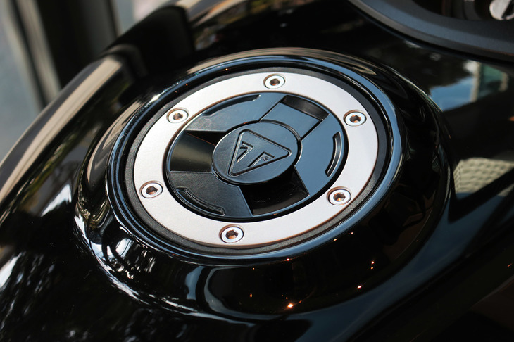 トライアンフ・トライデント660（フューエルタンク）