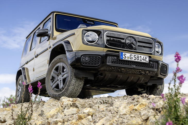 ここではBEV版である「G580 with EQテクノロジー」を中心に紹介。エンジン車も含めて2024年内に日本仕様を発表できるよう準備を進めているとのこと。