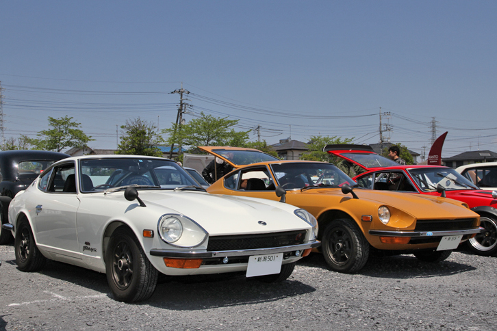 わざわざ新潟から参加したという2台の1970年「日産フェアレディZ432」。「スカイライン2000GT-R」用のS20型2リッター直6 DOHC 24バルブエンジンを搭載する。