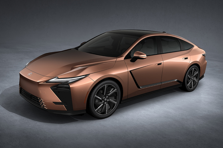 オート上海2025（上海モーターショー2025）で世界初公開された新型「レクサスES」も「GA-K」を継続採用。各部のブラッシュアップに加えて、電気自動車化にも対応したのがトピックだ。