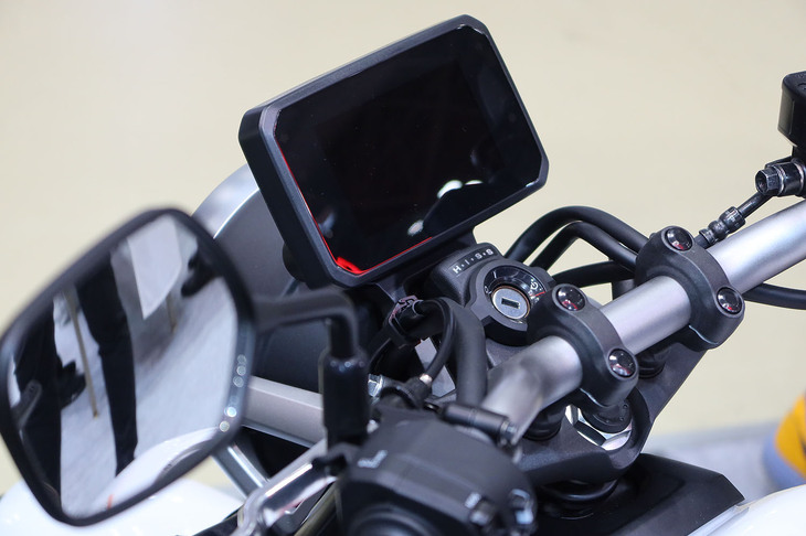 ホンダCB400スーパーフォアE-Clutchコンセプト