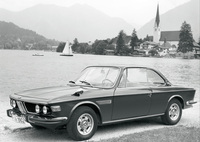 1968年に登場した「BMW 2800CS」。ボディーは「2000C／2000CS」のホイールベースを75mm延ばして2625mmとし、全長×全幅×全高＝4660×1670×1370mm。1970年当時の日本国内価格は515万円だった。