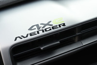 ジープ・アベンジャー4xeハイブリッド アップランド スタイルパック装着車（4WD/6AT）【試乗記】の画像