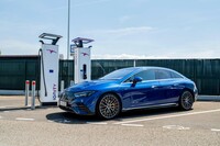 将来的には、メルセデスAMGの手になるプラットフォーム「AMG.EA」をベースとした、AMG独自のBEVもデビューする見通しとなっている。