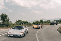 テストドライブに臨む「カウンタック」と「ディアブロ」、そして「LM002」。