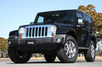 「ジープ・ラングラー ブラック タイ エディション」
