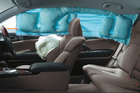 トヨタが「サイド＆カーテンシールドエアバッグ」を全車標準装備の画像