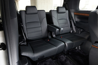 3列目シートの乗車定員は3人となる。