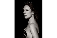 2011年のピレリカレンダーは「神話」がテーマの画像