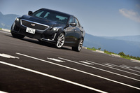 キャデラックCTS-Vセダン スペックB