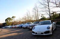 最新のポルシェがずらりと並んだ試乗会場。