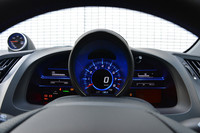 メインの計器類は、オリジナルを踏襲。