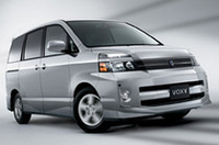 トヨタ、「ヴォクシー／ノア」をマイナーチェンジの画像