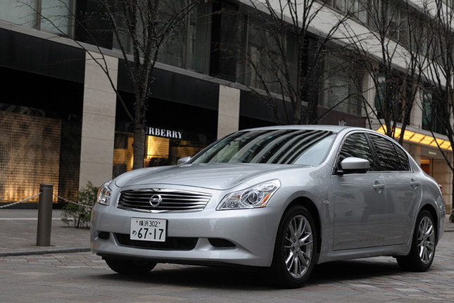 【スペック】全長×全幅×全高＝4755×1770×1450mm／ホイールベース＝2850mm／車重＝1650kg／駆動方式＝FR／3.7リッターV6DOHC24バルブ（330ps/7000rpm、36.8kgm/5200rpm）／価格＝401万1000円（テスト車＝459万7950円）