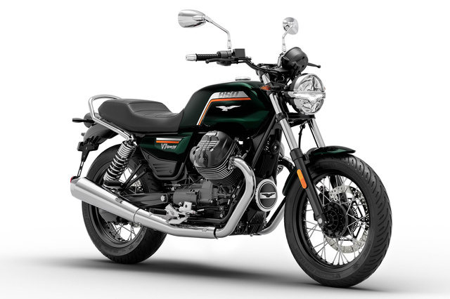 大幅改良を受けた「モト・グッツィV7」シリーズが登場 伝統のVツイン