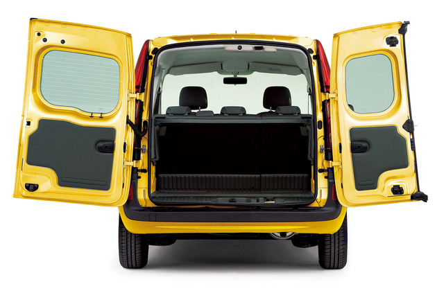 フレンチmpvの仁義なき戦い始まる ルノー カングー と プジョー リフター シトロエン ベルランゴ を比較する Webcg