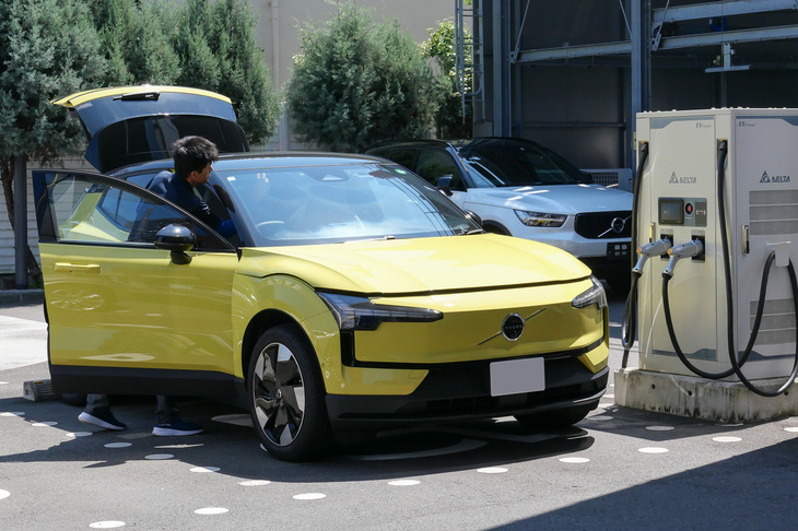 サブスク契約を中途解約し、2024年7月下旬に返却した「ボルボEX30」。筆者の元にやってきたのは3月11日のことだった。