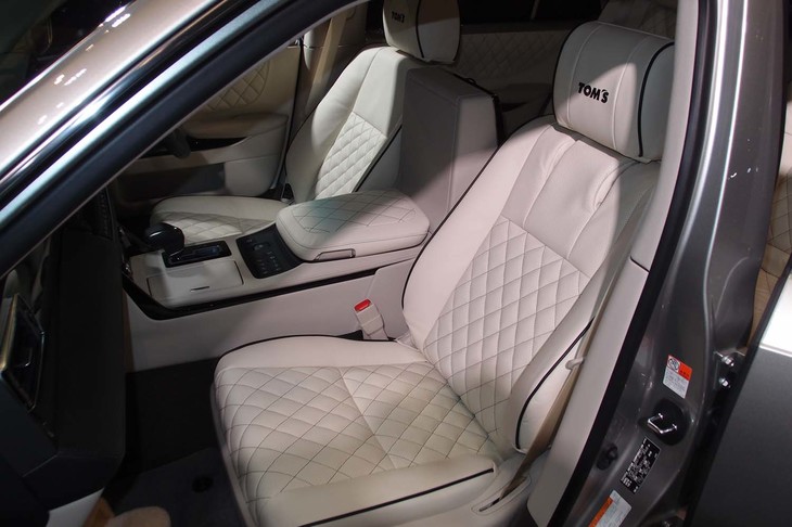 トムス センチュリー