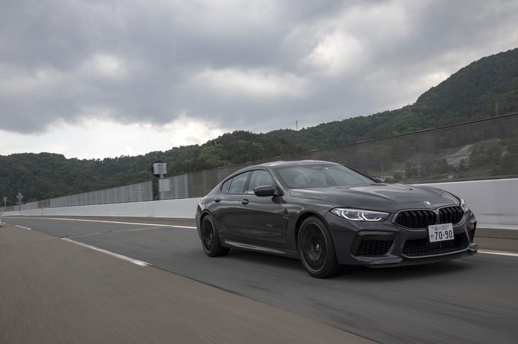 BMW M8グランクーペ コンペティション
