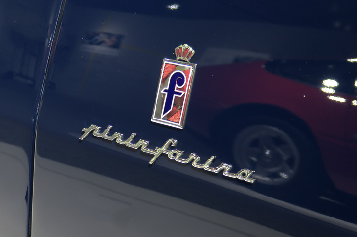 清水「フェラーリって、昔はデザインを外部に任せていたからね。かつてはそれがピニンファリーナだったのが、今では（元）アップルになったってことだね」　
	ほった「頼られる外注先の変化に、時代を感じます」