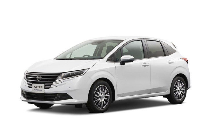 日産ノートAUTECHライン