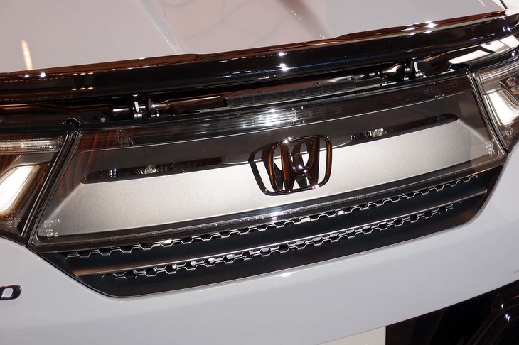 ホンダS660モデューロX バージョンZ（リアの「H」エンブレム）