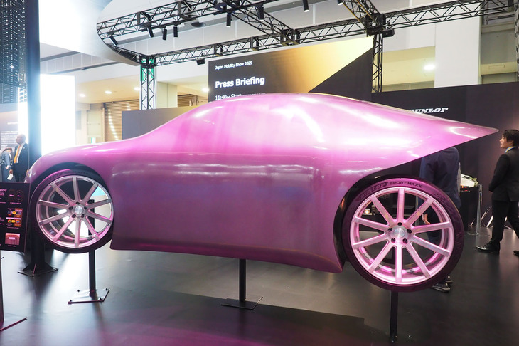 プレミアムスポーツタイヤ（コンセプト）