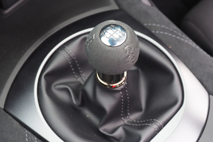 マツダ スピリット レーシング・ロードスター12R（シフトノブ）