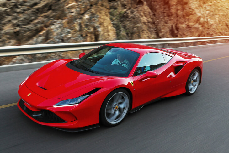 2019年に登場した「フェラーリF8トリブート」。「458イタリア」「488GTB」の系譜の集大成ともいえるモデルだったが、どうしたわけか競技用車両やスペチアーレなどが設定されることもなく、いつの間にかひっそりと姿を消した。