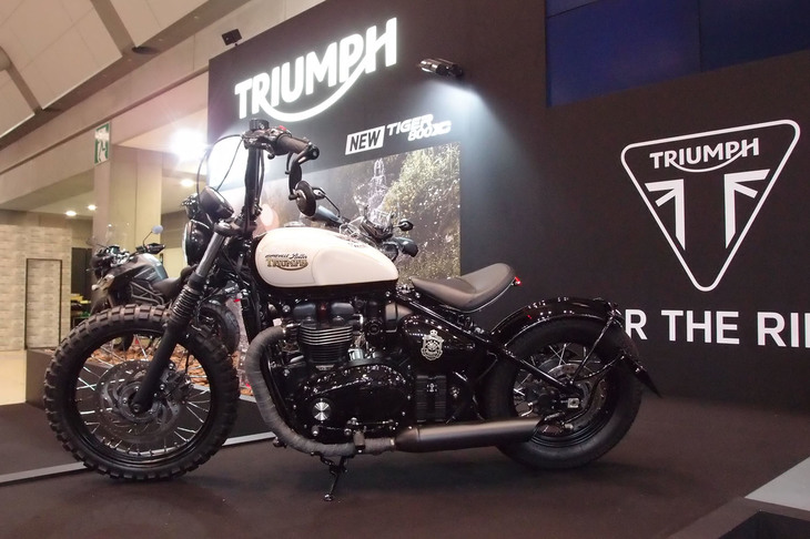 トライアンフ・ボンネビル ボバー ゼニス（ディーラーオリジナルペイント＆カスタムコンテスト最優秀車両）