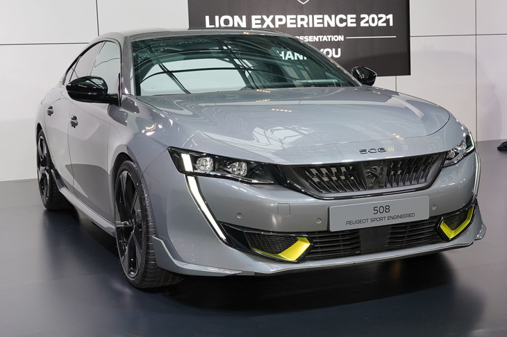システム出力360PSのプラグインハイブリッドシステムを搭載する「プジョー508プジョースポールエンジニアード」。