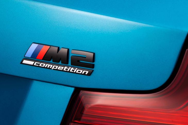 「M2コンペティション」の導入に伴い、ベースグレードの「M2」はカタログ落ち。M2コンペティションがMシリーズのエントリーモデルの役割を引き継ぐこととなった。