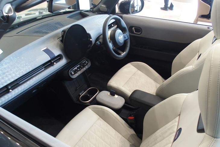 MINIクーパー コンバーチブル（インテリア）