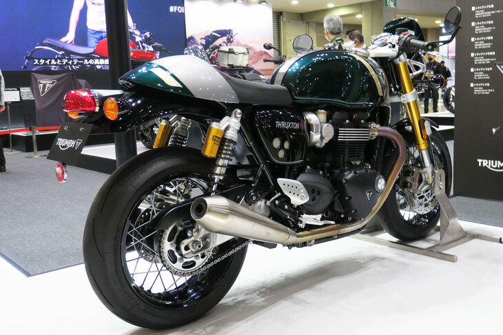 トライアンフ・スラクストンRS