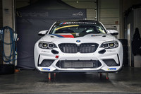 BMWが「M2 CSレーシング」を発表　BMW M社が手がけるカスタマー向けのレーシングカーの画像
