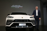 発表会にはランボルギーニ本社のステファノ・ドメニカリCEOも出席した。