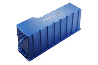 燃料電池スタック。長さ×幅×高さ＝836×182×352mmとコンパクトだ。