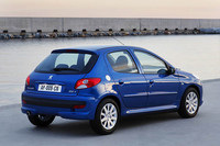 「206」復活!?　「プジョー206＋」がデビューの画像