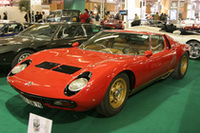 「ランボルギーニ・ミウラ400SV」