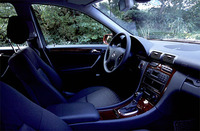 メルセデスベンツC200コンプレッサー(5AT)【ブリーフテスト】の画像