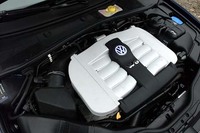 フォルクスワーゲン・パサートワゴンW8 4モーション（5AT）【ブリーフテスト】の画像