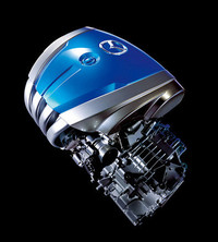 2009年の東京モーターショーで発表された、マツダの次世代ガソリンエンジン「SKY-G」。