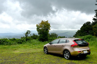 今回の試乗では、往路最初の給油までに1224kmを走行。その後の2日を含む3日間で、計2650kmを走行した。全行程の燃費（満タン法）は、JC08モード値を超える20.7km/リッターだった。
    