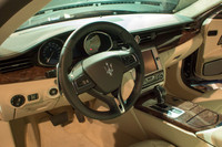 マセラティ、新型「クアトロポルテ」を発売の画像