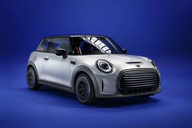 ミニクーパー　ポールスミス クラシックMINI×ポール・スミスがコラボ 電気自動車を製作