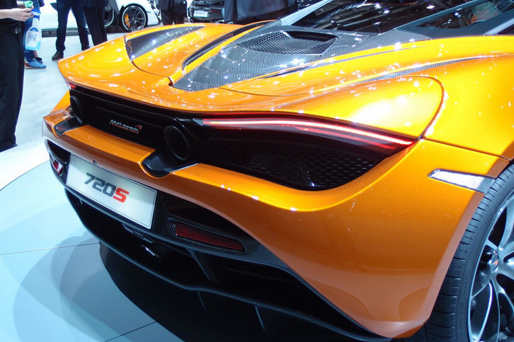 マクラーレン720S